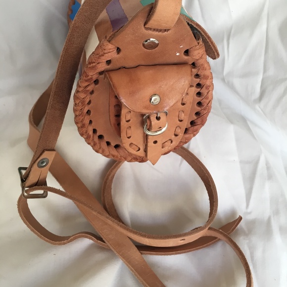 Handmade Mexican Round Leather Crossbody Purse, Hand Painted, one-of-a-kind, - Picture 6 of 8